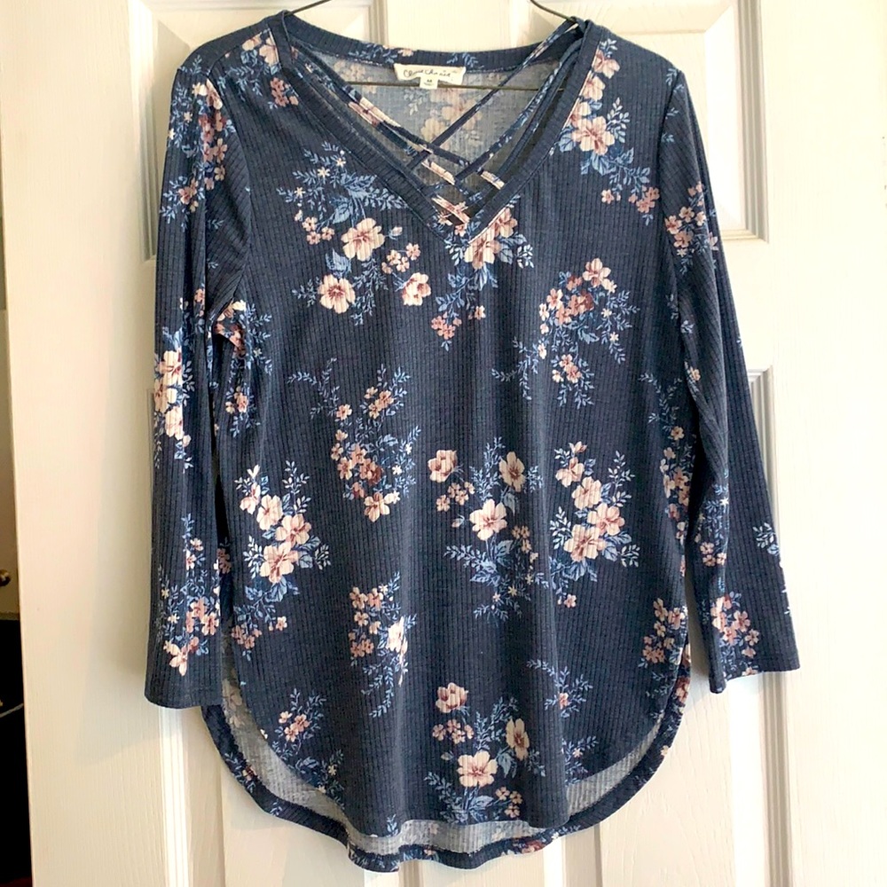 Women’s 3/4 sleeve top